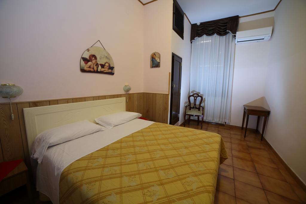 Hotel Giugiu Roma Eksteriør bilde